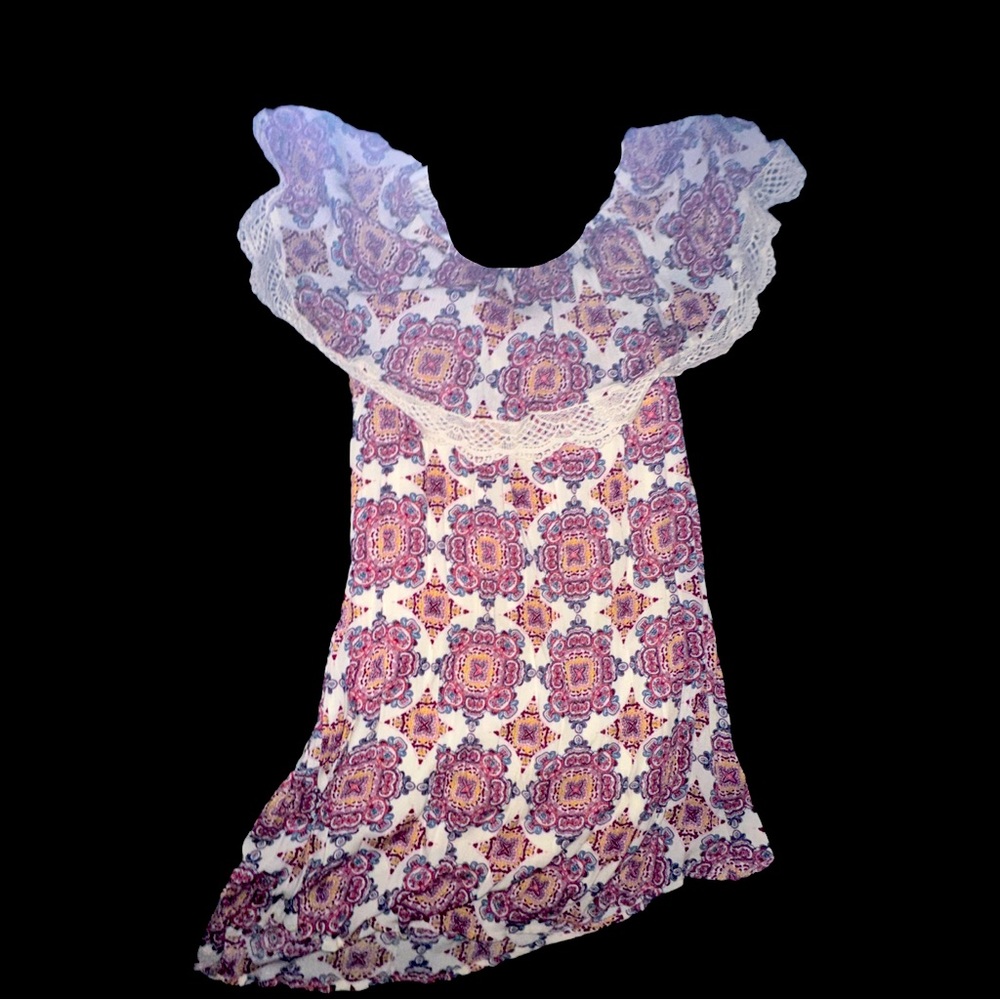Women’s NWT paisley dress, size Medium, Rue 21. Cute, lightweight, Boho look.